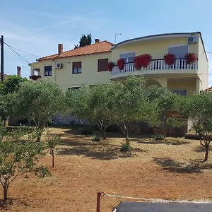  Appartement Apartman Kali