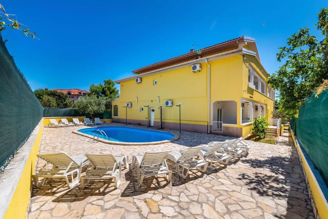 Apartment Villa Sunce Sukosan Croatia