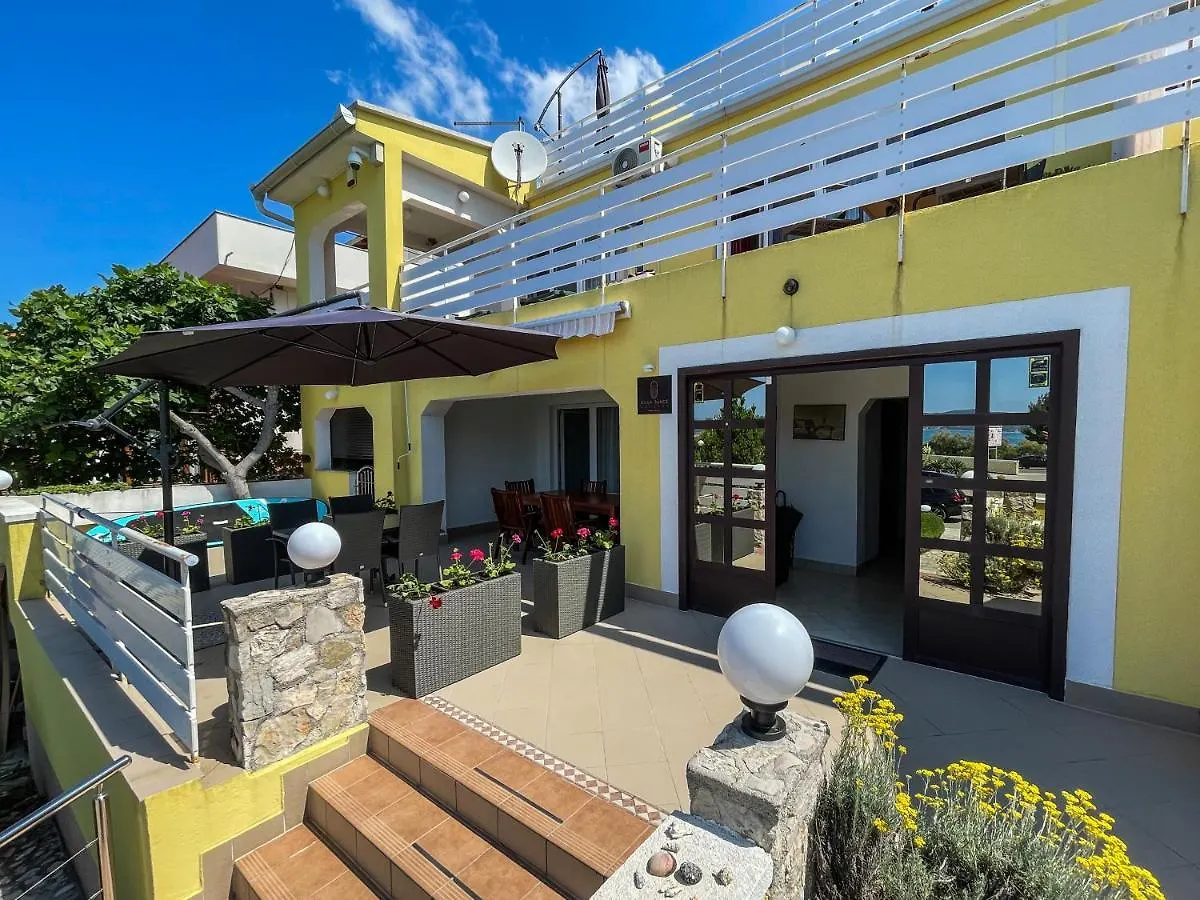 Apartment Villa Sunce Sukosan